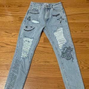 Adika jeans